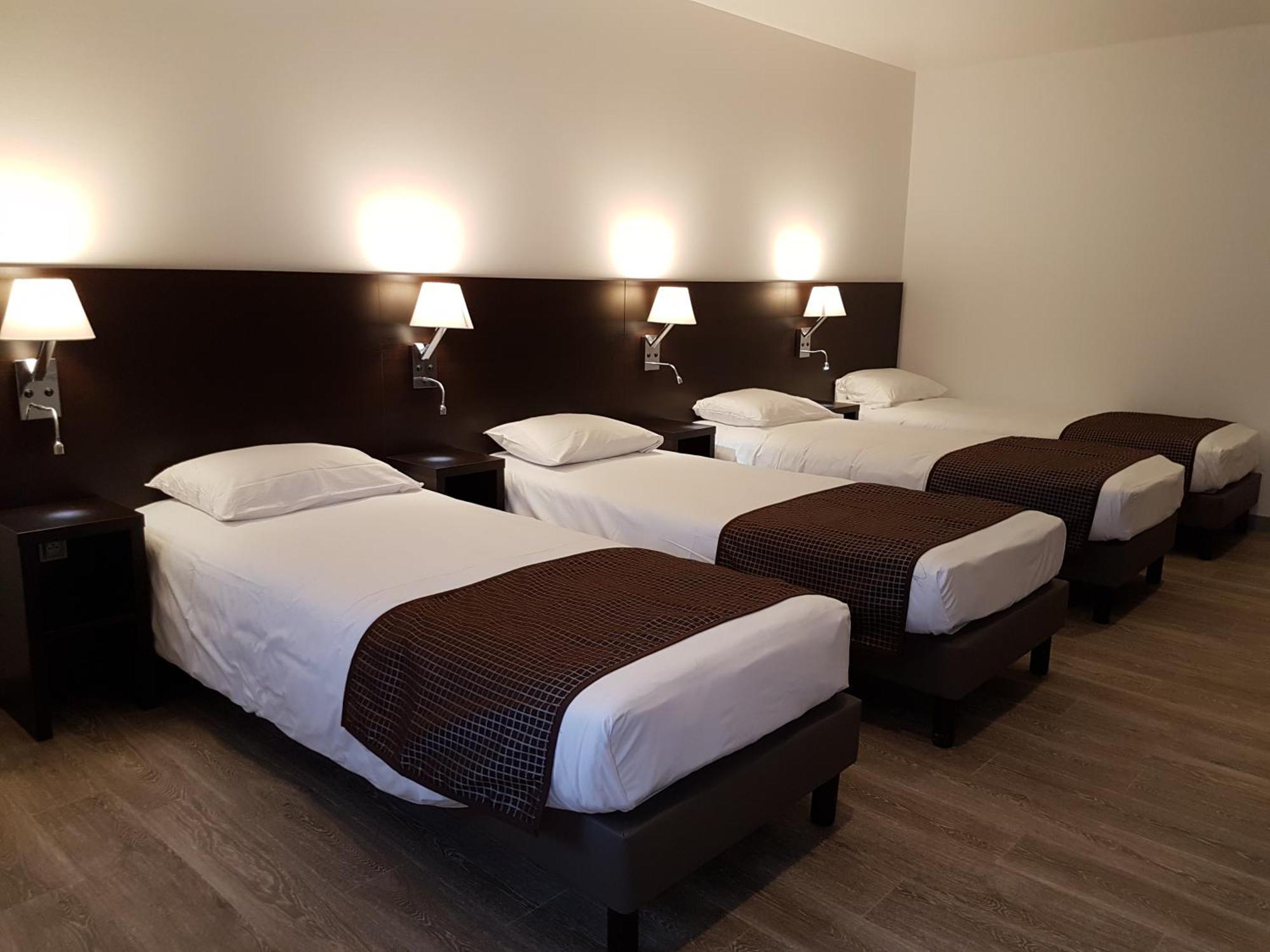 Nevers Hotel 外观 照片