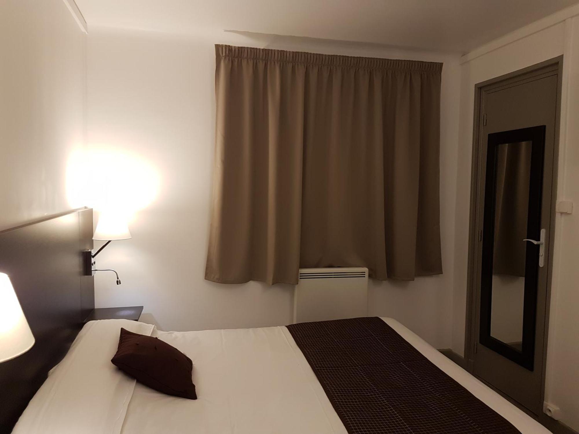 Nevers Hotel 外观 照片